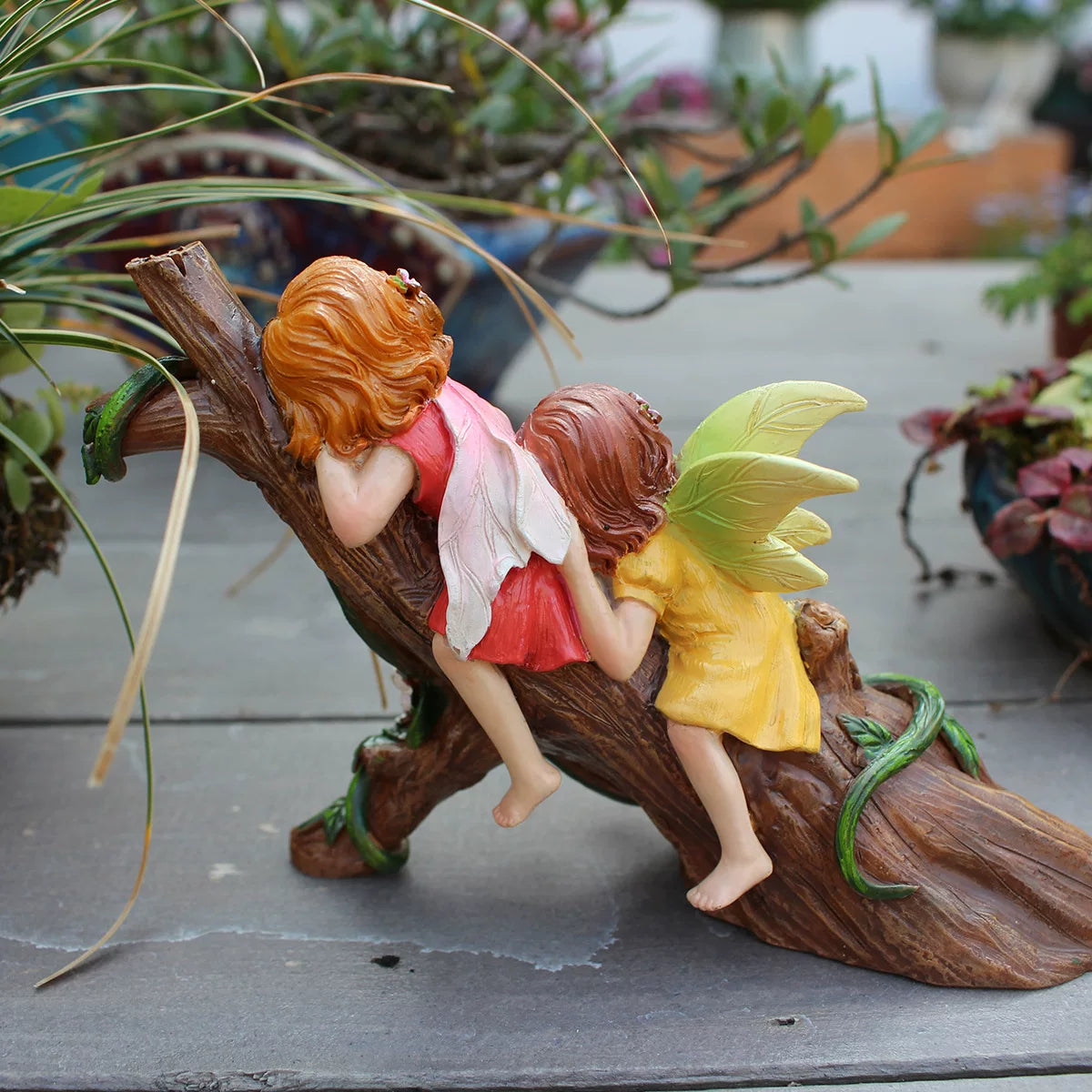 Sleeping Flower Fairy Resin Figurine – Decorative Ornament for Garden, Courtyard, and Flower Pot